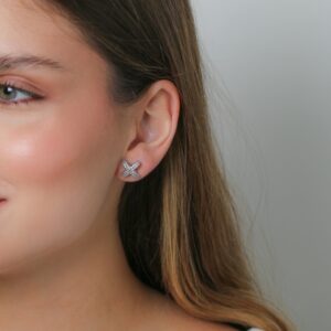 Brinco X Cravejado em Ródio Branco